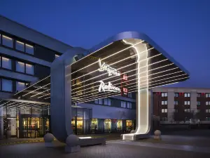 Radisson Red Hotel London Heathrow