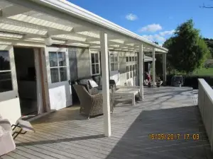Woolshed Bed & Breakfast
