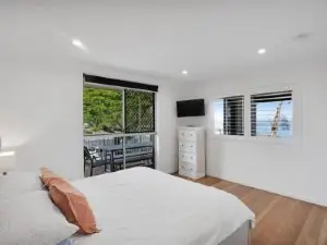 Bribie Waters Apartment