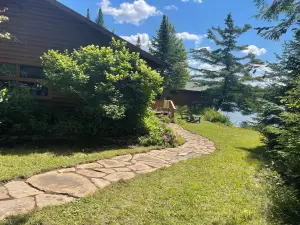 Lake Front Adirondack Indian Lake Cabin