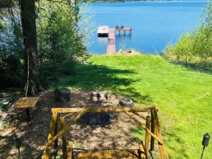Up North Cottage on Summit Lake!  Pontoon negotiable!!