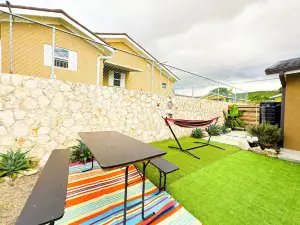 Jhadano Villa 3Br Pool Shuttle 3 Mins to Beach