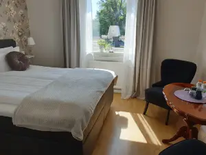 Smålandsstenar Hotell