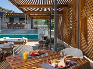 Casa d'Irene Deluxe Hotel