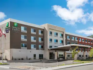 Holiday Inn Express & Suites UKIAH by IHG