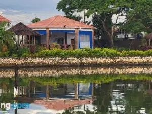 Fisherman's Inn Hotel