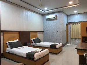 JK Rooms 148 Hotel Rahul Palace