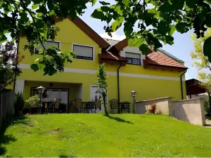 BurgenLandhaus