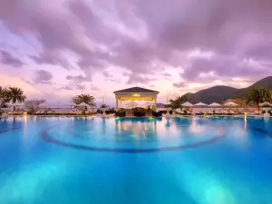 Nha Trang Marriott Resort & Spa, Hon Tre Island