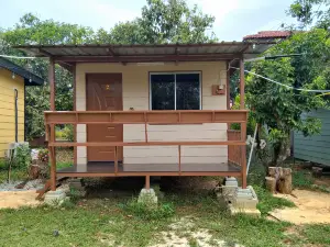 Aira Roomstay 2