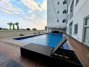 1 Bed Luxury Apartment Pool, Cinema & Gym