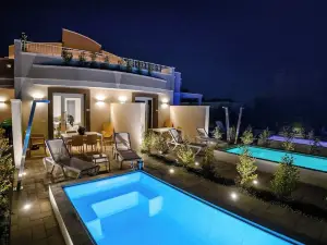 La Collina di Montegrappa - Suites with Heated Private Pool - Suites with Shared Pool