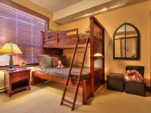 Stonegate Resort