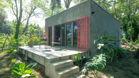 Ola Rivers Restaurant - Image 2