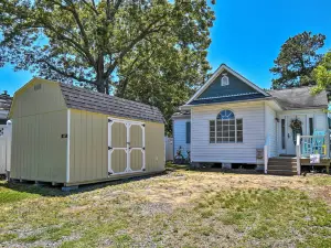 河邊小屋：火坑和皮划艇