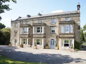 Burythorpe House