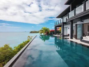 Tamarind Hills Resort & Villas