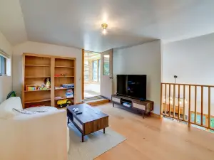 Catskills Mountain Cabin in Bloomville!