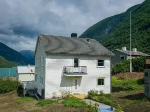 Charming 2-bedroom loft by UNESCO Jotunheimen and Vettifossen!