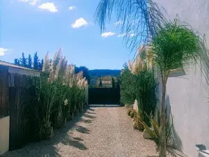 Douce Provence Magnifique Appartement Neuf Avec Jardin Proche du Centre Ville