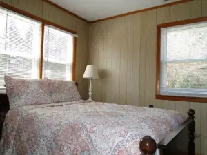 Cozy Lexington cottage! Stroll down to the sandy beach of Lake Huron!