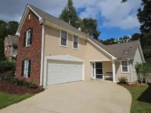 Peaceful Peachtree Villa