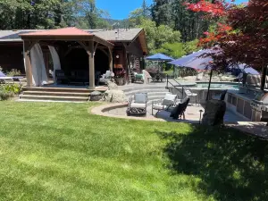 Trinity Valley Paradise,  stunning swimming pool oasis, near Trinity River!