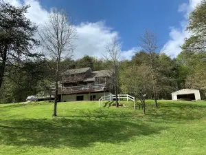 Cave & Creek- Hocking Hills- 1 mi to Old Man's Cave- 20 Private Acres