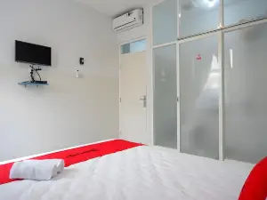 RedDoorz Near Tamansari Shopping Center Salatiga