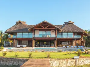 Casa Kundavi Beach Front Paradise