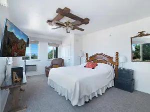 The Joseph Studio at Wind Walker Homestead