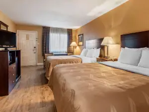 Quality Inn Russellville I-40