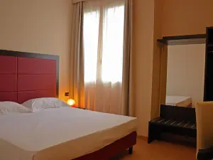 Hotel Motel Galaxy Reggio Emilia