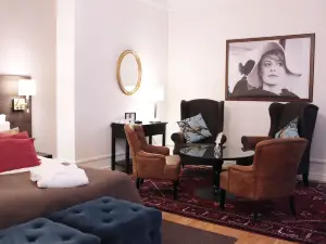 Home Hotel Drott