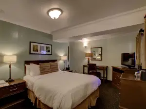The Mammoth Creek Inn