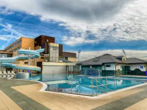 Hotel AquaCity Seasons