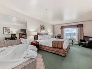 Grande Cache Inn & Suites