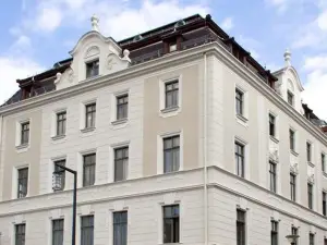 Vias Appartements Und Ferienwohnungen