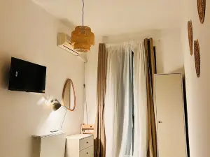 La Gorgone City Center Apartments