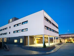 Brea's Hotel
