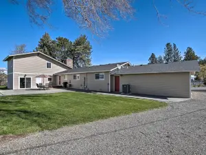 Ellensburg Home w/ Mountain Views on 3 Acres!