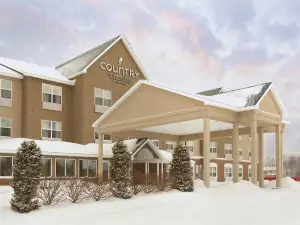 Holiday Inn Express & Suites Marquette