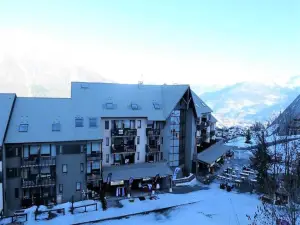 2 Rooms for 6 People