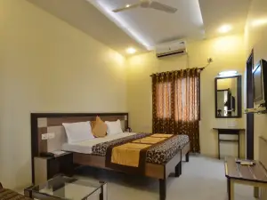 Hotel Sarovar Regency