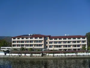 Kaunos Hotel