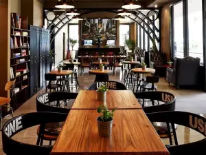 Manhattan Business Hotel Damansara Perdana