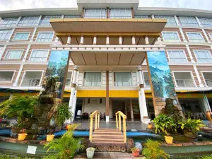 Green Star Park Simalungun Hotel & Resort