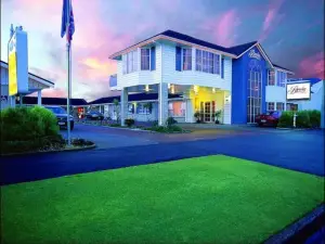 Barclay Motel