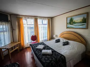 Hostal Alcázar