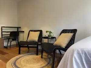 Simple and Convenient Alexandria/Eveleigh